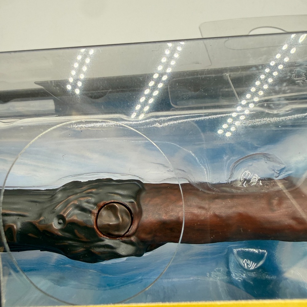New 2025 Spin Master Harry Potter 13" Patronus Projection Wand Rare - Picture 6 of 6